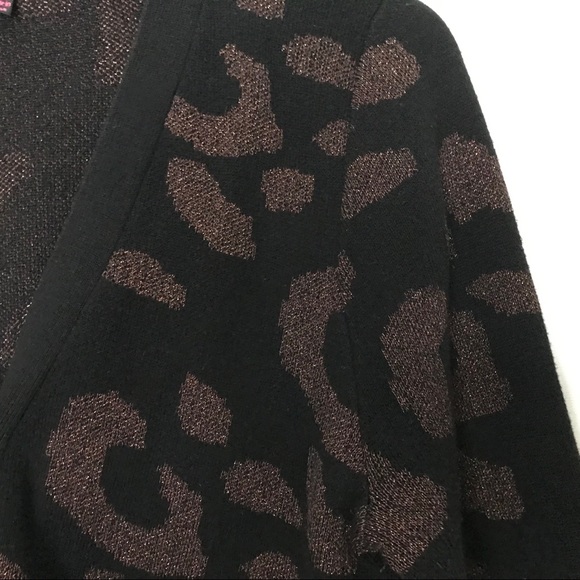Takeout Leopard Print Cardigan Sweater - L - Picture 2 of 4